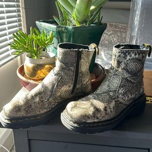 Vintage snake skin Dr. Martens